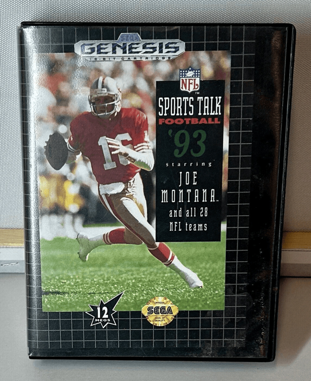 NFL Sports Talk Football '93 Starring Joe Montana (Sega Genesis, 1992) CIB